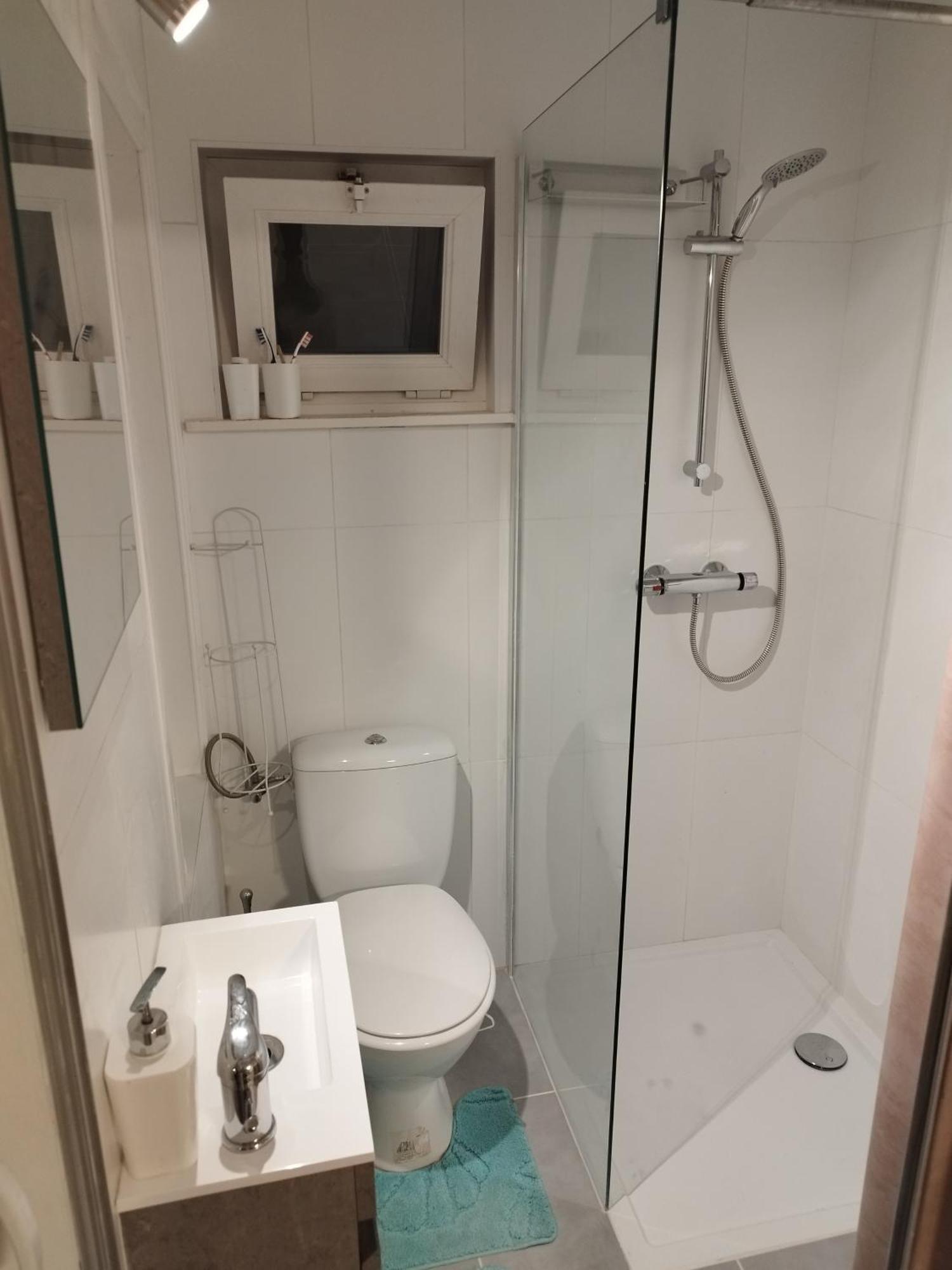 Modern Lux Studio Beringen Bagian luar foto